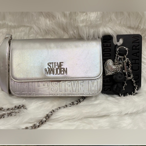 Steve Madden NWT 2 FER Silver Crossbody Bag w/ Bag Charm/Keychain